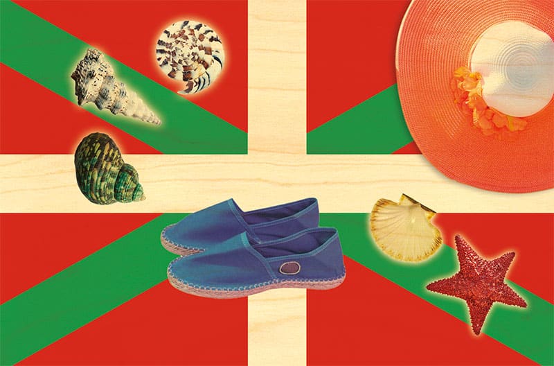 hironwoods-carte-postale-bois-basque-drapeau-plage-100x150mm image 1